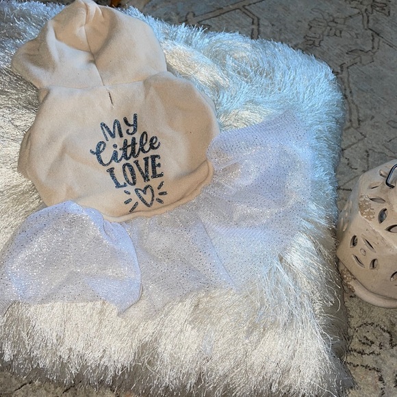 Doggie Tulle Sweater size S - Picture 1 of 3
